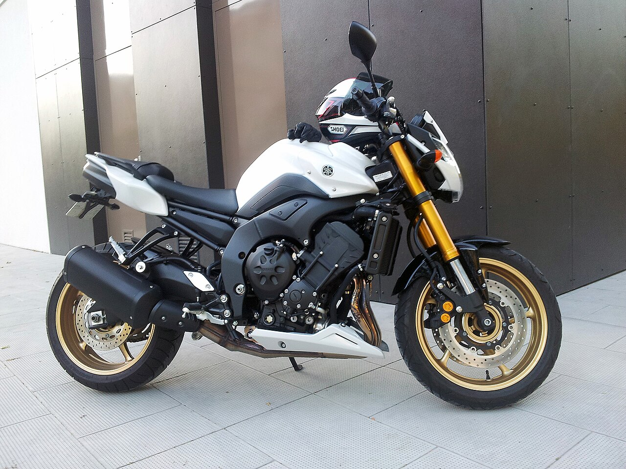 Yamaha FZ8